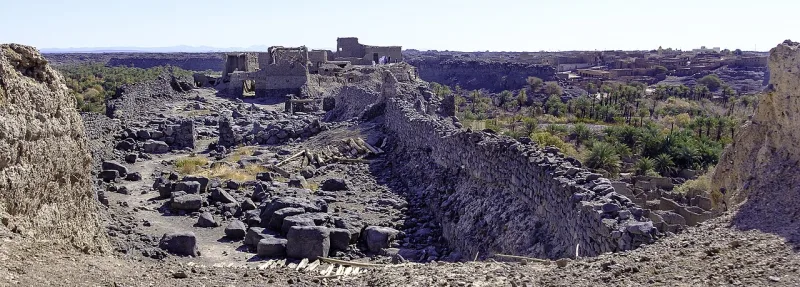 The Khaybar oasis seen from above the fortress, the settlement taken in 628