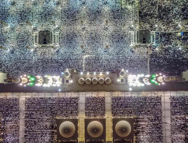 Worshippers at the Prophet's Mosque in Medina, where the Fatiha is recited in every prayer